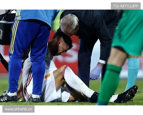 德容右腿肌伤预计缺阵五至六周